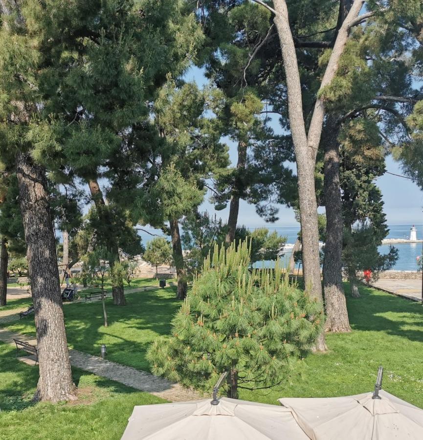 Emily Deluxe Superior 5 Star Studio Apartment, Your Piece Of Heaven With Sea & Park View Novigrad  Exterior photo
